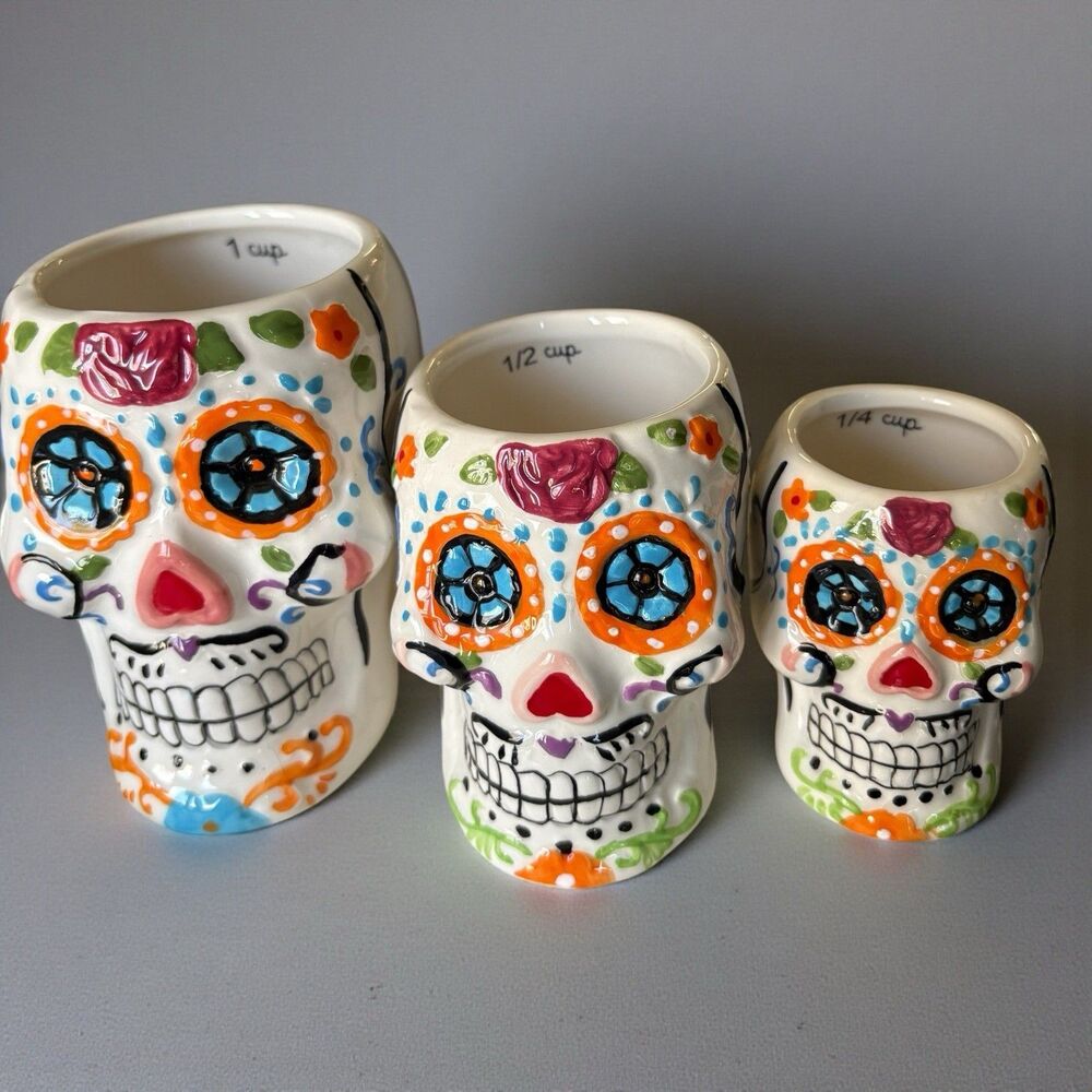 Cocinaware 2017 LTD EDITION Day of the Dead 3-pc Sugar Skull Set- Measuring Cups - Picture 7 of 9